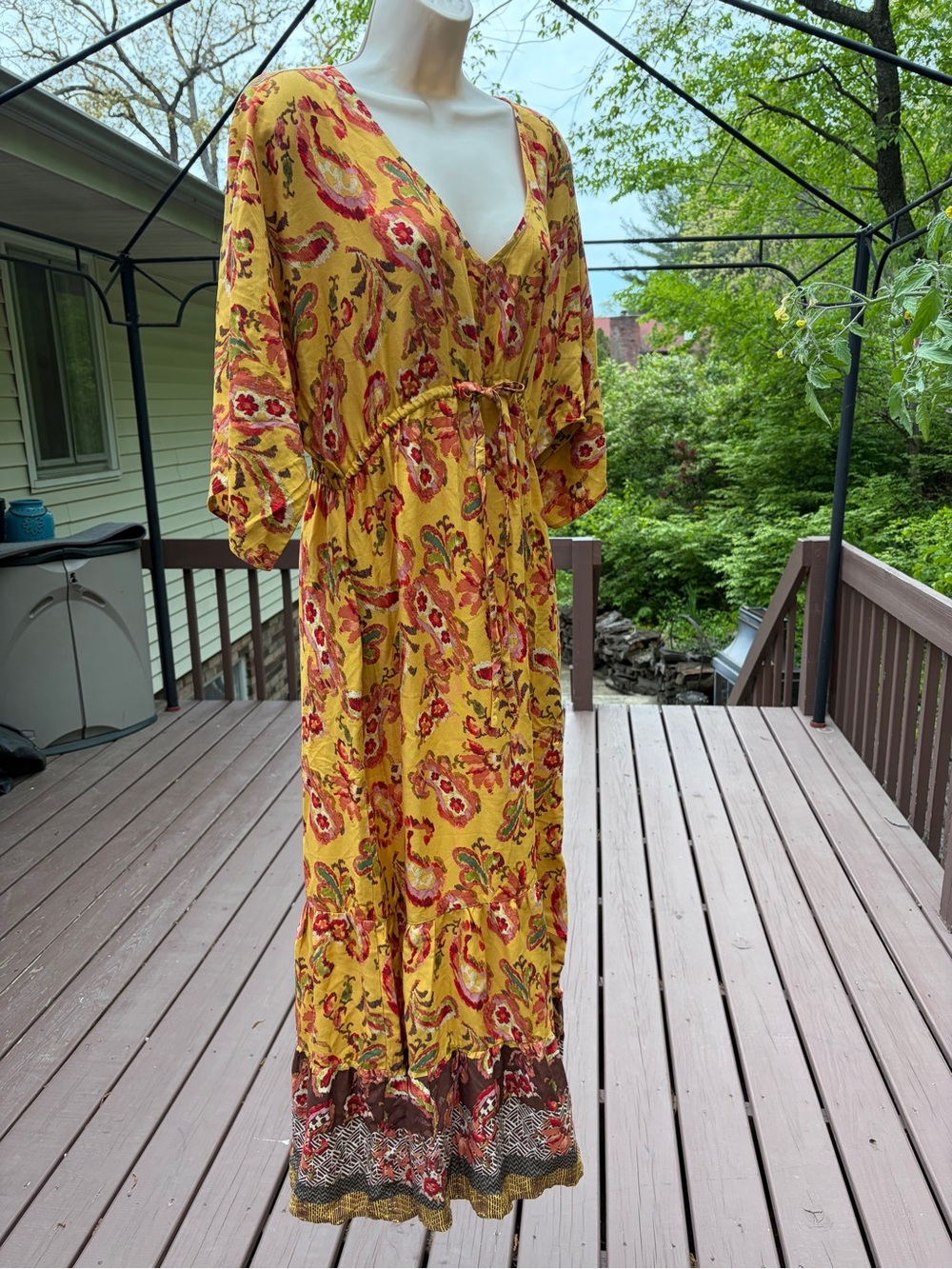 Yellow Floral L. Bohemian Maxi Dress with V-Neck NWT